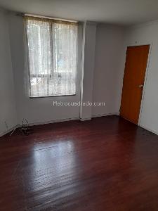Casa de 5 alcobas en venta en Normandia I Sector, Bogotá, 334 m² · foto 5 de 19