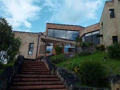 Casa de 3 alcobas en venta en Portal De Fusca, Bogotá, 357 m² · foto 17 de 20