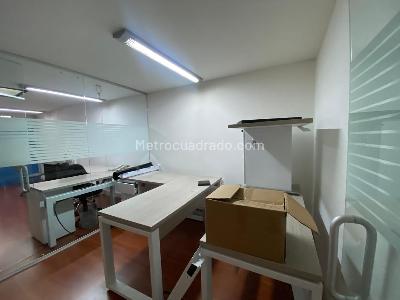 Casa de 5 alcobas en venta en Polo Club, Bogotá, 255 m² · foto 2 de 20
