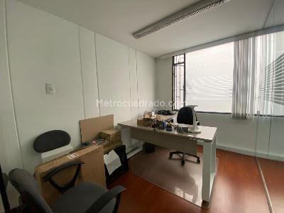 Casa de 5 alcobas en venta en Polo Club, Bogotá, 255 m² · foto 5 de 20