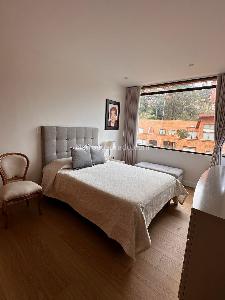 Apartamento de 4 alcobas en venta en Santa Barbara Oriental, Bogotá, 252 m² · foto 14 de 20