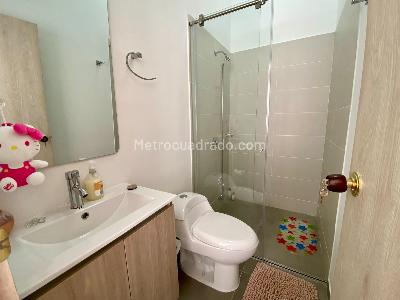 Casa en venta en Cedritos, Bogotá · foto 8 de 18