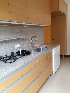 Apartamento de 3 alcobas en venta en Chico, Bogotá, 155 m² · foto 7 de 19