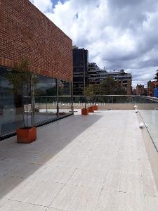 Apartamento de 3 alcobas en venta en Chico, Bogotá, 155 m² · foto 13 de 19