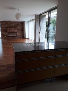 Apartamento de 3 alcobas en venta en Chico, Bogotá, 155 m² · foto 6 de 19