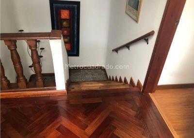 Casa de 4 alcobas en venta en Niza Cordoba, Bogotá, 300 m² · foto 10 de 20