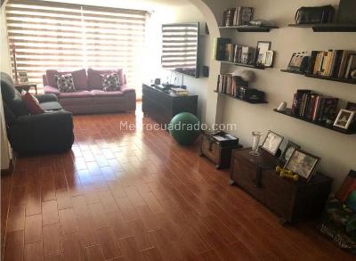 Casa de 4 alcobas en venta en Niza Cordoba, Bogotá, 300 m² · foto 3 de 20