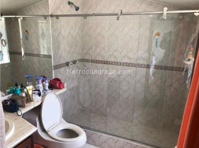 Casa de 4 alcobas en venta en Niza Cordoba, Bogotá, 300 m² · foto 9 de 20