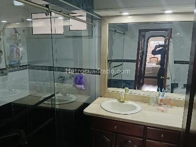 Apartamento de 2 alcobas en venta en Santa Paula, Bogotá, 164 m² · foto 13 de 20