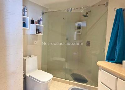 Apartamento en venta en Santa Barbara Occidental, Bogotá · foto 10 de 19