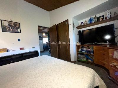 Casa de 4 alcobas en venta en Cedritos, Bogotá, 220 m² · foto 15 de 20