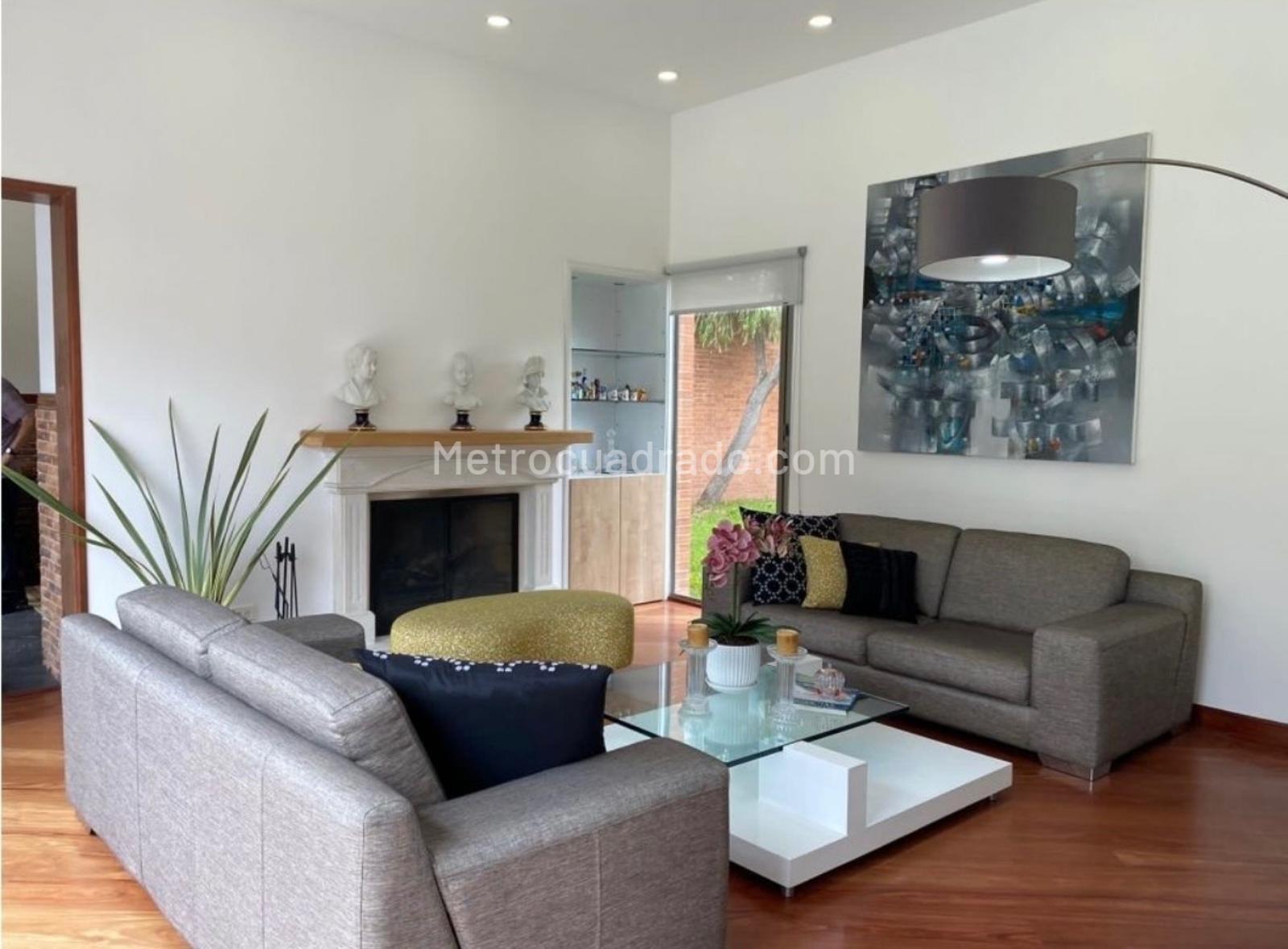 Casa de 3 habitaciones en venta en San Simon, Bogotá — imagen 1 de 20