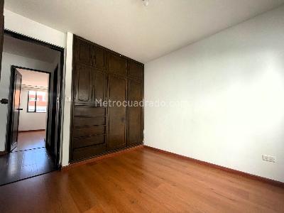 Apartamento en venta en Santa Barbara, Bogotá · foto 12 de 17