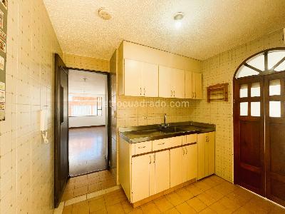 Apartamento en venta en Santa Barbara, Bogotá · foto 7 de 17