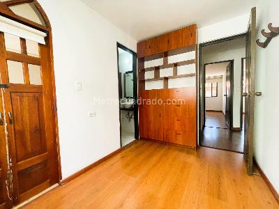 Apartamento en venta en Santa Barbara, Bogotá · foto 2 de 17