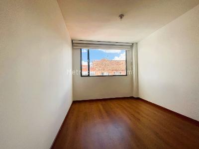 Apartamento en venta en Santa Barbara, Bogotá · foto 8 de 17