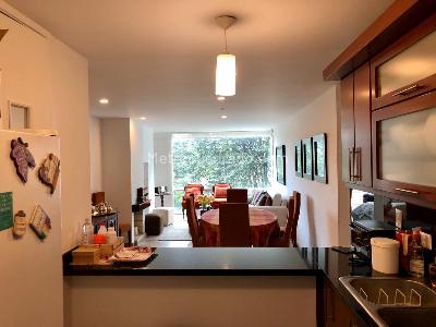 Apartamento de 2 alcobas en venta en Santa Barbara Central Usaquen, Bogotá, 100 m² · foto 3 de 15