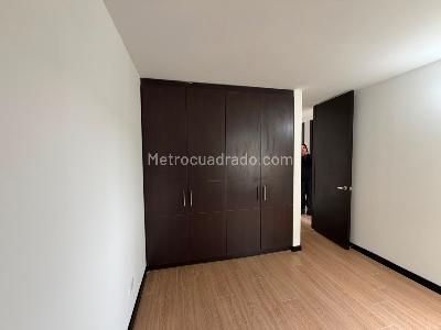 Apartamento en venta en Las Villas, Bogotá · foto 7 de 20