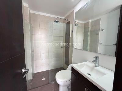 Apartamento en venta en Las Villas, Bogotá · foto 9 de 20