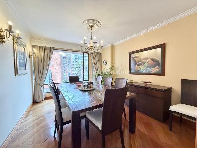Apartamento de 4 alcobas en venta en Chico Ii Sector, Bogotá, 242 m² · foto 4 de 20
