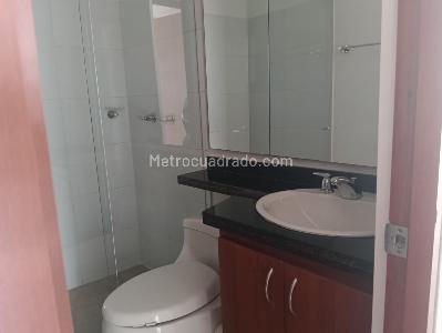 Apartamento de 3 alcobas en venta en Cedritos, Bogotá, 87 m² · foto 9 de 12