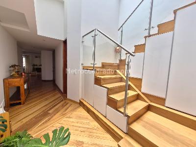 Apartamento de 3 alcobas en venta en Santa Barbara Central, Bogotá, 129 m² · foto 8 de 20