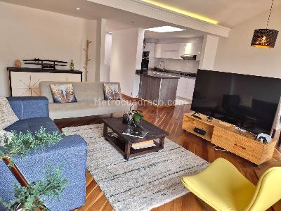 Apartamento de 3 alcobas en venta en Santa Barbara Central, Bogotá, 129 m² · foto 3 de 20