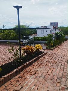 Casa de 3 alcobas en venta en Alcatraces, Girardot, 117 m² · foto 3 de 17