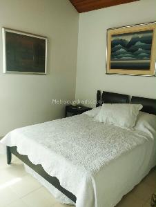 Casa de 3 alcobas en venta en Alcatraces, Girardot, 117 m² · foto 15 de 17
