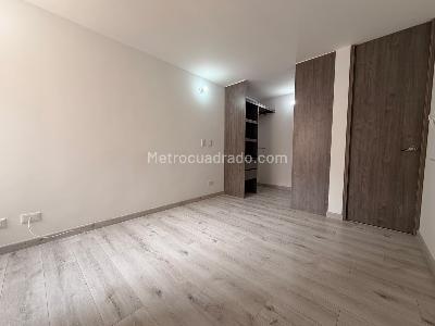 Apartamento de 3 alcobas en venta en Conjunto Residencial Miramont Santa Teresa Norte, Bogotá, 70 m² · foto 10 de 19