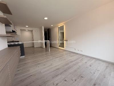 Apartamento de 3 alcobas en venta en Conjunto Residencial Miramont Santa Teresa Norte, Bogotá, 70 m² · foto 2 de 19