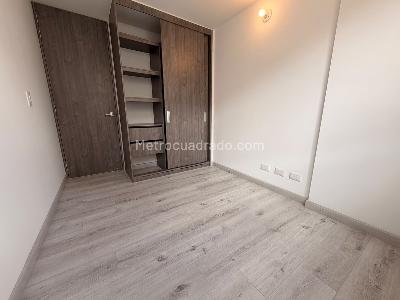 Apartamento de 3 alcobas en venta en Conjunto Residencial Miramont Santa Teresa Norte, Bogotá, 70 m² · foto 5 de 19