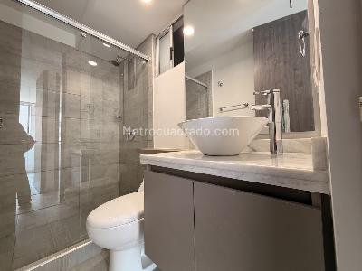 Apartamento de 3 alcobas en venta en Conjunto Residencial Miramont Santa Teresa Norte, Bogotá, 70 m² · foto 8 de 19
