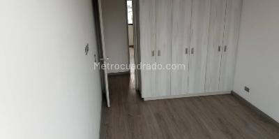 Apartamento en venta en Quinta Paredes, Bogotá · foto 11 de 14