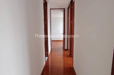 Apartamento en venta en Villas De Granada, Bogotá · foto 9 de 15