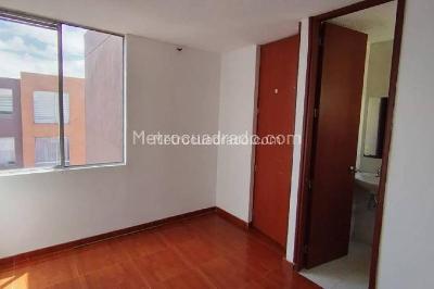 Apartamento en venta en Villas De Granada, Bogotá · foto 10 de 15