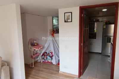 Apartamento de 2 alcobas en venta en El Danubio, Soacha, 51 m² · foto 9 de 17