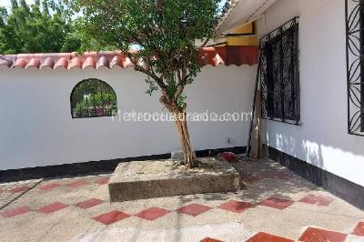 Casa de 5 alcobas en venta en Girardot, Girardot, 160 m² · foto 2 de 10