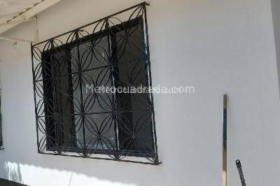 Casa de 5 alcobas en venta en Girardot, Girardot, 160 m² · foto 4 de 10