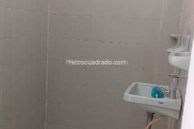 Casa de 5 alcobas en venta en Girardot, Girardot, 160 m² · foto 5 de 10