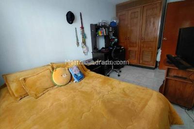 Casa de 5 alcobas en venta en Autopista Muzu Oriental, Bogotá, 380 m² · foto 8 de 20