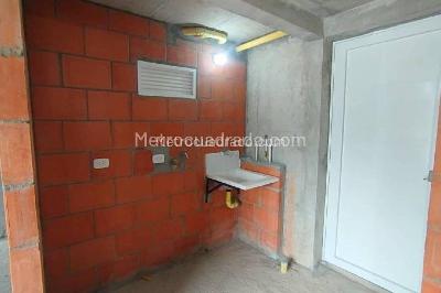 Apartamento de 2 alcobas en venta en Cañaveral Et, Ibagué, 52 m² · foto 5 de 9