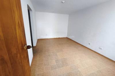 Casa de 5 alcobas en venta en Perdomo, Bogotá, 144 m² · foto 8 de 20