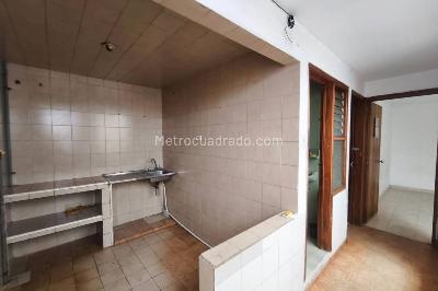 Casa de 5 alcobas en venta en Perdomo, Bogotá, 144 m² · foto 10 de 20