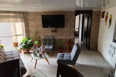Apartamento de 3 alcobas en venta en El Ensueño, Bogotá, 63 m² · foto 2 de 12