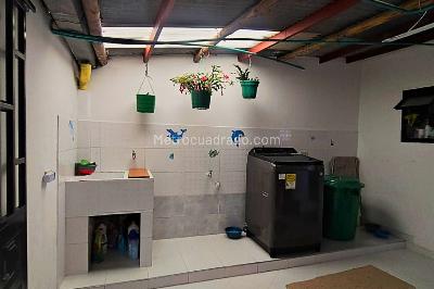 Casa de 5 alcobas en venta en San Rafael Sur Oriental, Bogotá, 180 m² · foto 9 de 20