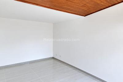 Apartamento de 3 alcobas en venta en Villa Alsacia, Bogotá, 74 m² · foto 7 de 18