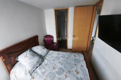 Apartamento de 2 alcobas en venta en Hayuelos, Bogotá, 54 m² · foto 9 de 12