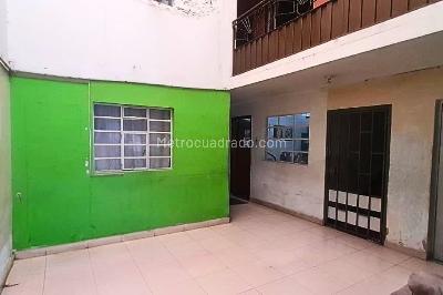 Casa de 5 alcobas en venta en Bosa Estacion, Bogotá, 290 m² · foto 3 de 14