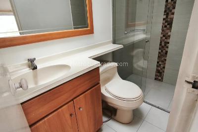 Casa de 5 alcobas en venta en Villa Alsacia, Bogotá, 186 m² · foto 13 de 19